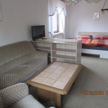 Ferienwohnung "Romaker" Jeersdorf Buitenkant foto