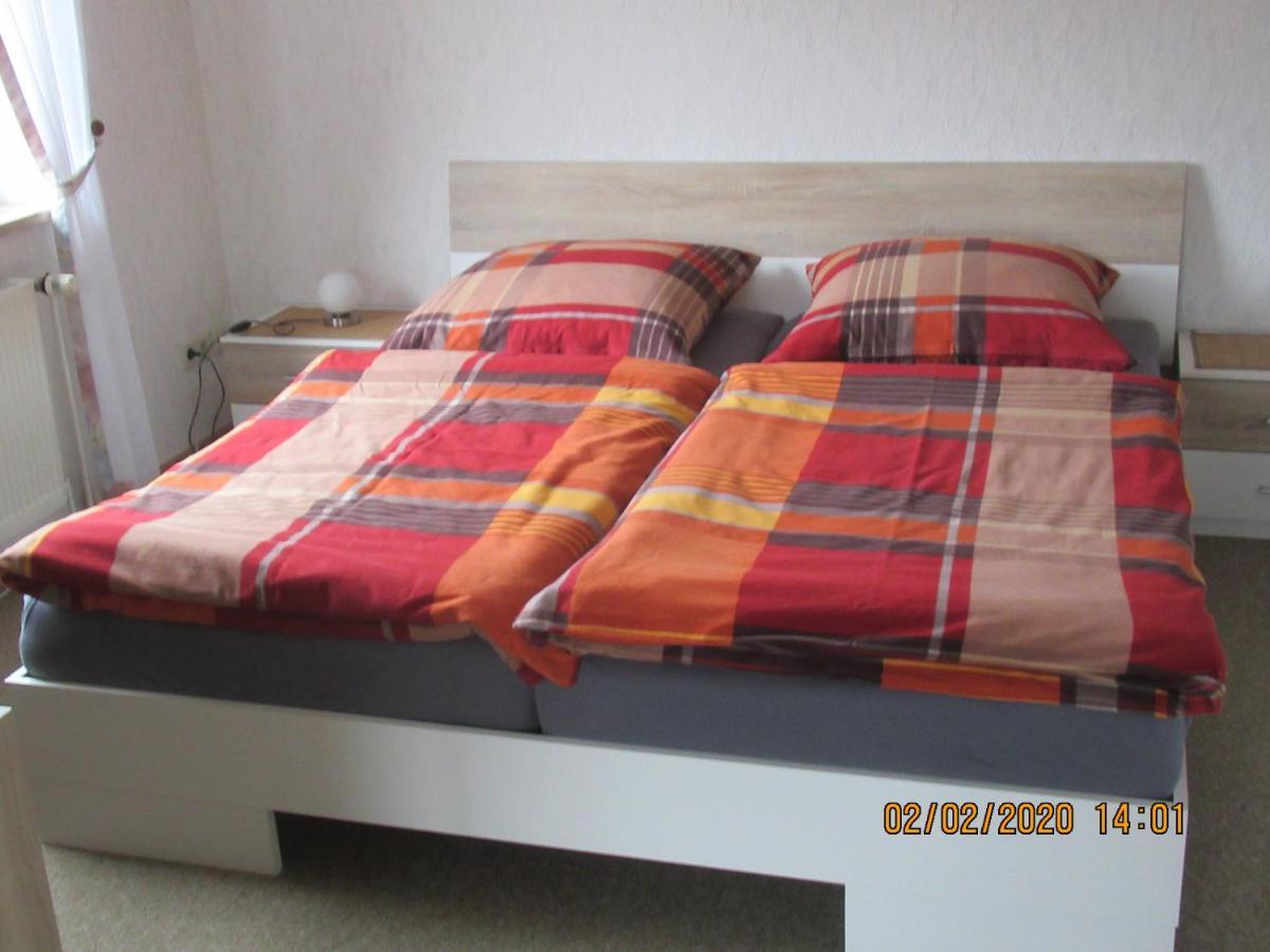 Ferienwohnung "Romaker" Jeersdorf Buitenkant foto